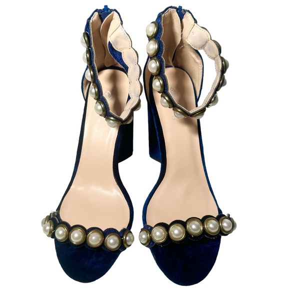 Qupid Heels 7 Blue Velvet w/ Pearl Accents - Picture 2 of 10